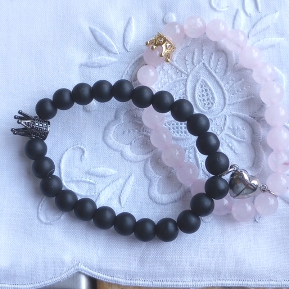 Couples bracelet rose quartz with gold crown and black beads with crown heart